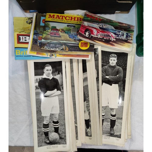 535 - A collection of 1940's/50's football cards; 5 1960's Dinky/Corgi/Matchbox car catalogues, booklets