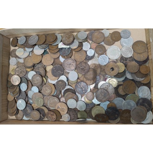 792 - A selection of pre-decimal & other coins