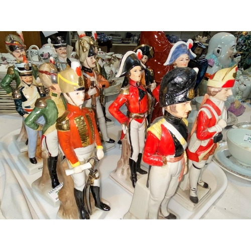 286 - A collection of 12 china figures of Napoleonic soldiers