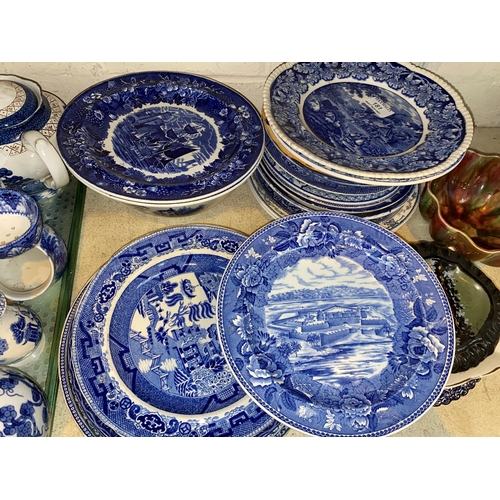 181 - A selection various blue and white china ad other decorative iterms