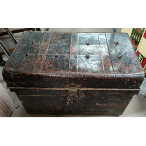 50H - A japanned tin trunk and a selection of metal ware