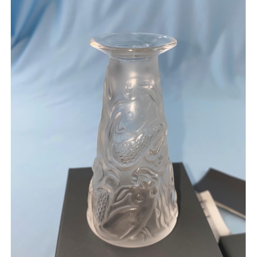 385 - An originally boxed modern Lalique vase, H: 10cm