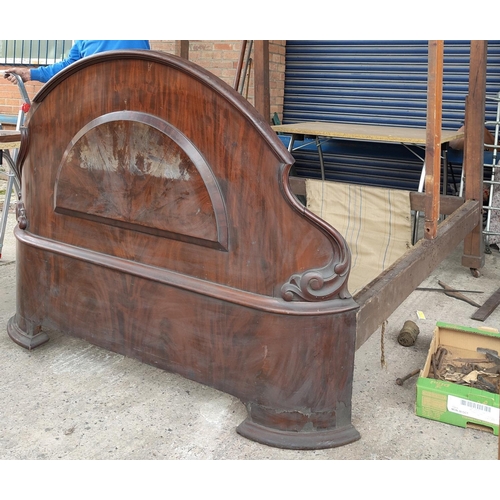 593 - A Victorian mahogany half tester bed