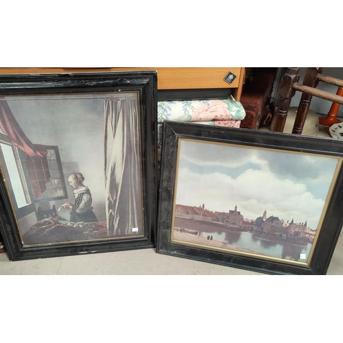 4A - A pair of vintage prints in ebonized frames