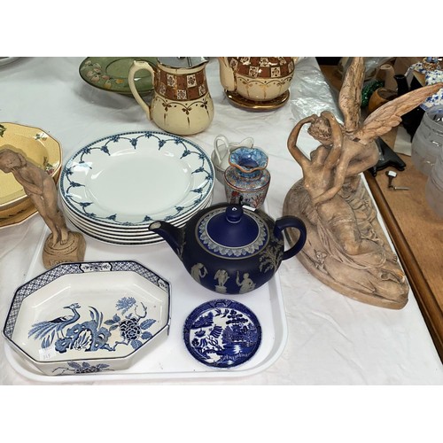 349 - A Coalport 'Hong Kong' Comport; other china including Losol ware etc