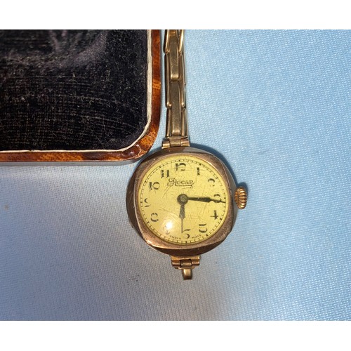 508 - A 9ct gold vintage Rocar wristwatch with Arabic numerals, in a fitted box with 9ct gold linked brace... 