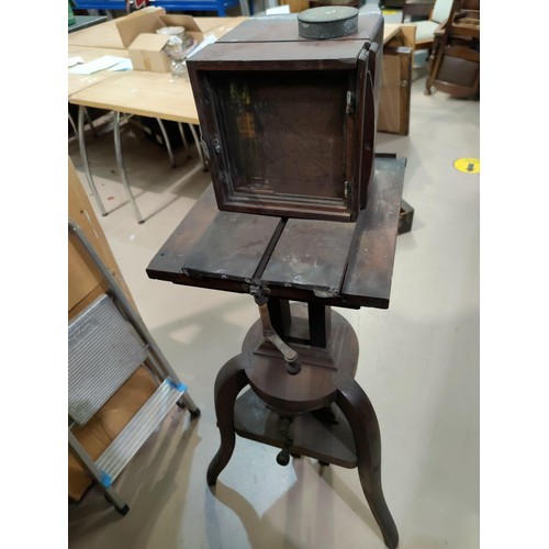 127 - A Victorian mahogany and brass large plate camera on stand (a.f.)