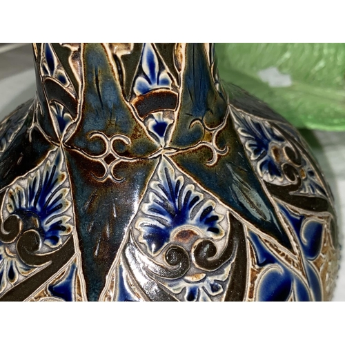 352 - A Doulton Lambeth stoneware vase dated 1882, 17 cm -In good condition with no obvious damage repair ... 