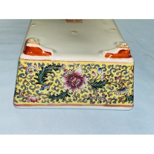 411 - A Chinese republic porcelain rectangular flower trough, enameled genre decoration, 20cm wide