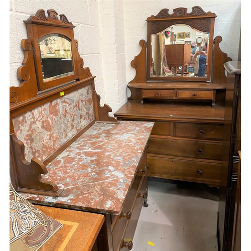 740 - An Edwardian stained walnut 2 piece bedroom suite comprising dressing table and marble top washstand
