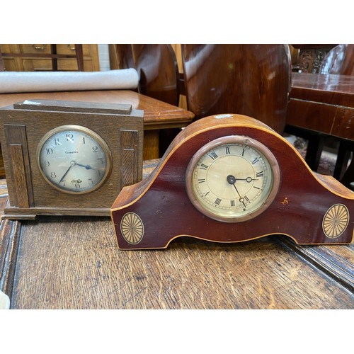 61A - Two early/mid 20th century mantel clocks