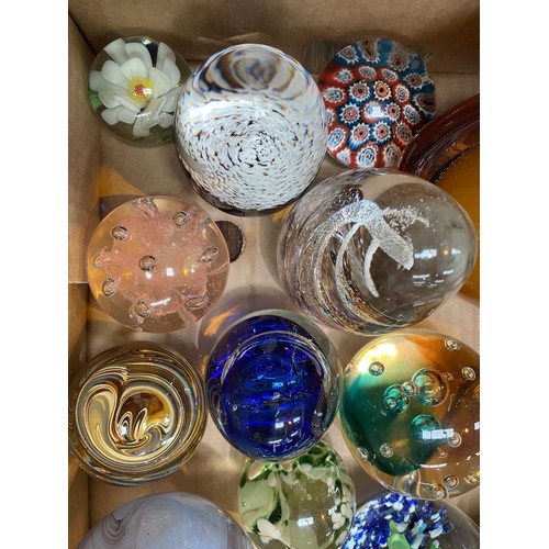 410C - A large art glass vase, and a good selection of art glass paper weights etc