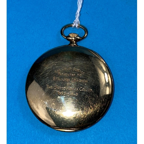 564 - An 18ct hallmarked gold open faced keyless gent's dress pocket watch, gross weight 46gm