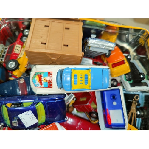 294A - A large selection of unboxed die cast vehicles