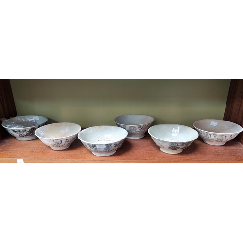 352B - Six Chinese Tek Sing Cargo rice bowls, all of a similar size and pattern and three spoons
