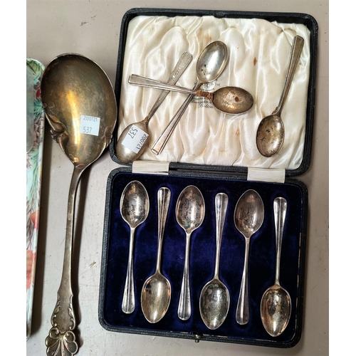 537 - A hallmarked silver set of 6 rat tail teaspoons, cased, Sheffield 1916, 2.6 oz; a hallmarked silver ... 