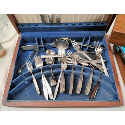 539 - A 1960's part canteen of stainless steel cutlery; other boxed cutlery

NO BIDS SOLD WITH NEXT LOT