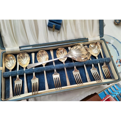 539 - A 1960's part canteen of stainless steel cutlery; other boxed cutlery

NO BIDS SOLD WITH NEXT LOT