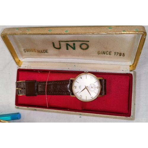 613 - A 1960's gents Swiss made Uno hand wound wrist watch in original box
gold plate and steel, winds and... 