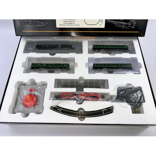 336a - A Graham Farish N gauge originally boxed Atlantic Coast Set with 4-6-2 Loco and 4 Coaches - comprisi... 