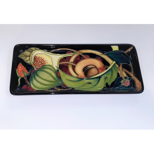 428 - A Moorcroft pin tray 