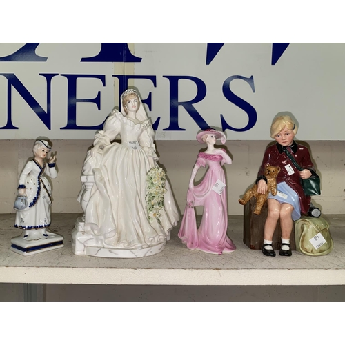 460 - A Royal Doulton figure 