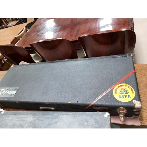 158 - A vintage Peavey Ensonic SQ 80 Crass Wave electric keyboard/Synthesiser in hard carry case