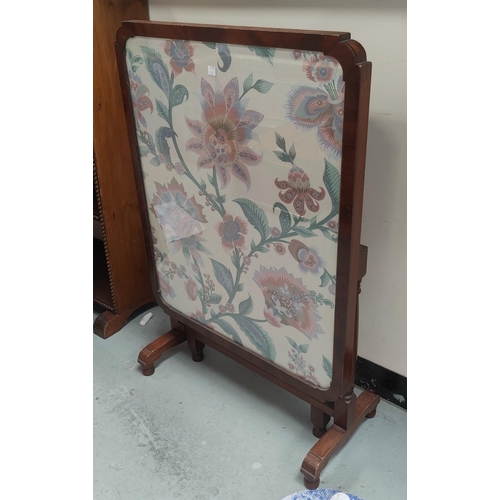 706 - A period style gilt side table with marble top; a nest of trio tables with leather tops