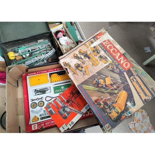 80 - Vintage toys - A complete 1960's MECCANO HIGHWAY SET, a boxed PELHAM PUPPET 'Mother' and a small cas... 