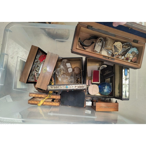 36 - A collection of jewellery boxes and contents