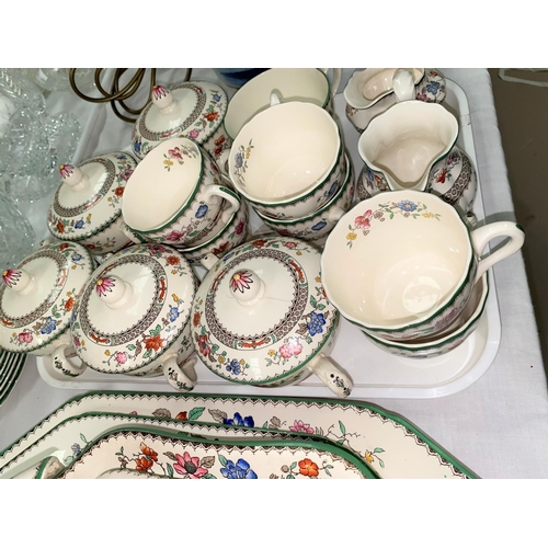 415 - A Spode 'Chinese Rose' part dinner and tea service approx 54 pieces