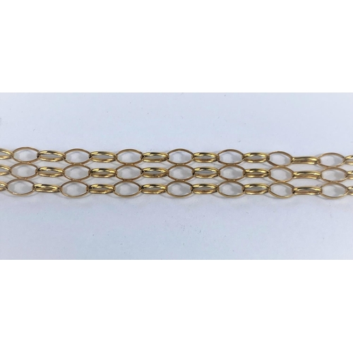 501 - A modern yellow metal gate bracelet, stamped '375', 4.8 gm