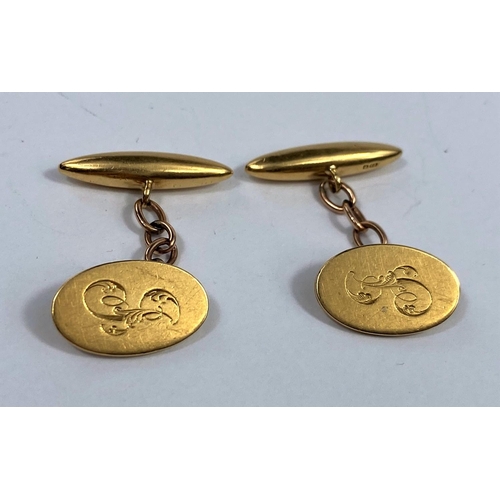510 - An 18 carat hallmarked gold pair of cufflinks, monogrammed, 14.2 gm