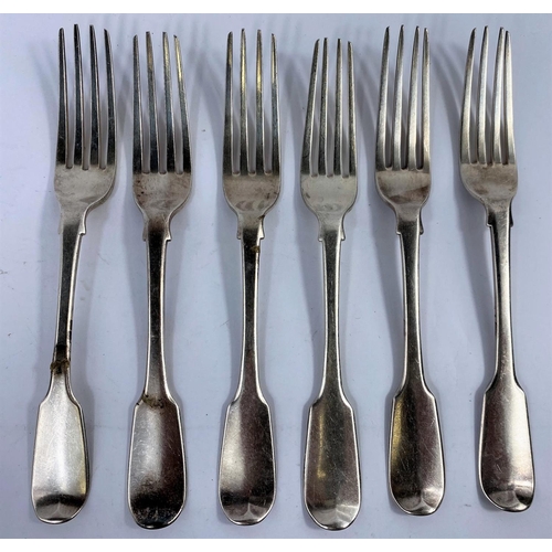 527 - A hallmarked silver set of 6 fiddle pattern dinner forks, monogrammed, London 1833, 14.5 oz