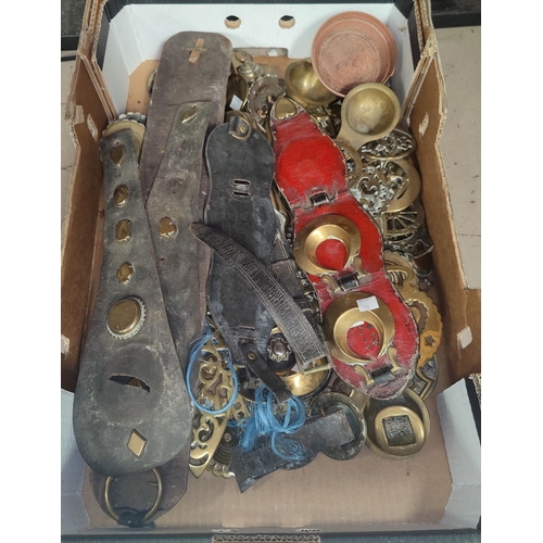 112 - A good selection of Horse Brasses and brassware etc.