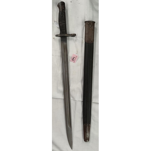 142 - A US Remington 1913 pattern bayonet with scabbard, blade stamped 1918, (blade 43cm)