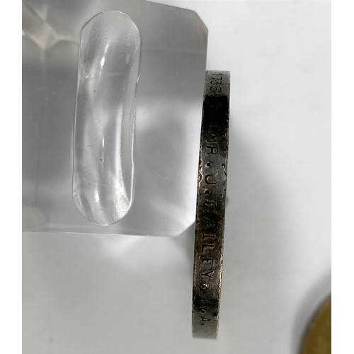 220a - A WWI pair of medals to 173661 GN J. Bailey. R.A.