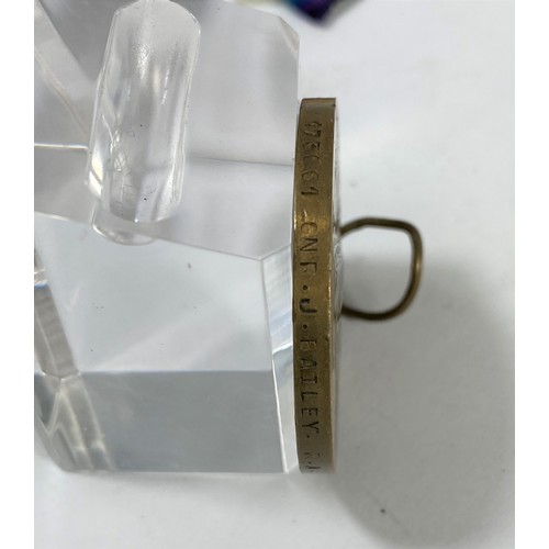 220a - A WWI pair of medals to 173661 GN J. Bailey. R.A.