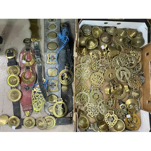 112 - A good selection of Horse Brasses and brassware etc.