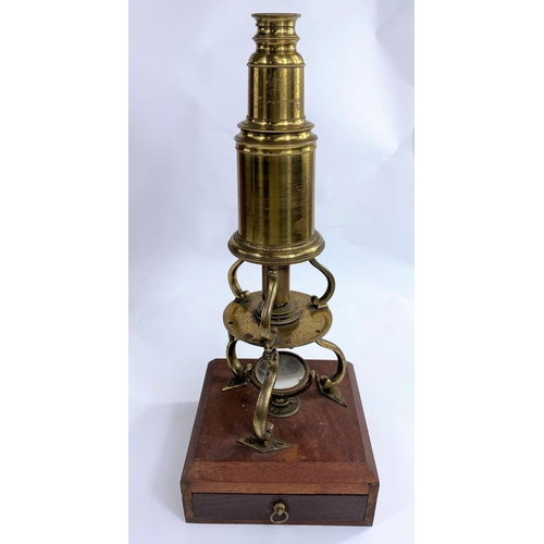 421 - A CULPEPER MICROSCOPE, brass late 18th or early 19th century, mounted on mahogany plinth with fitted... 