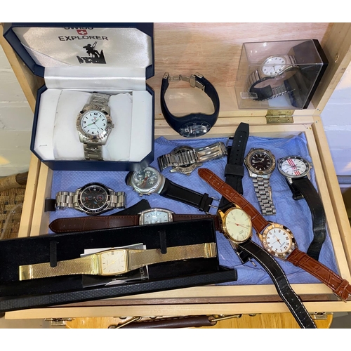 690A - A selection of gents quartz wristwatches, including an
Accurist, Swiss Explorer etc