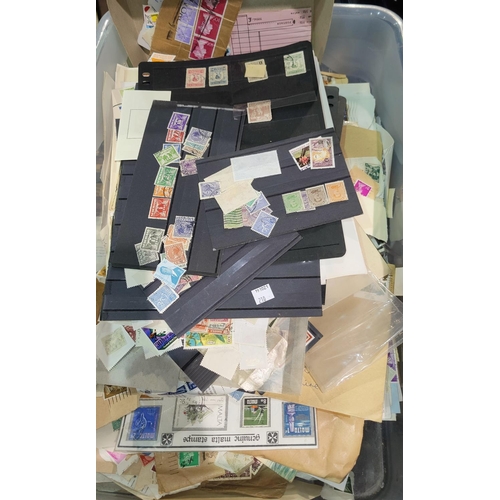 210 - An unsorted quantity of stamps
