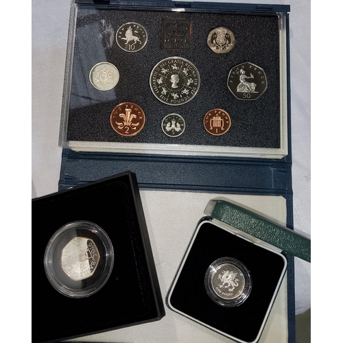 464 - GB: proof coin set 1993, silver £1 2000, 50p 950th anniversary, Battle of Hastings