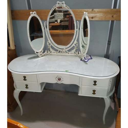 796 - A period style kidney shaped dressing table in white