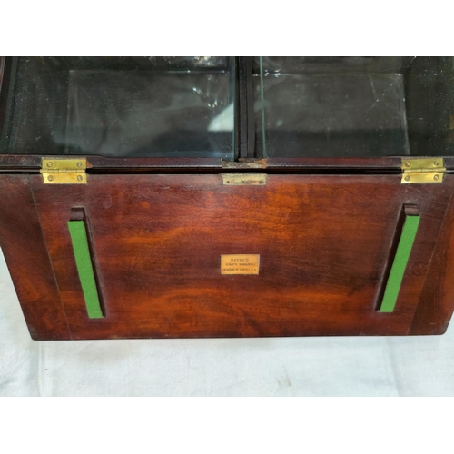 422 - A 19th century Naturalists mahogany cased Live Box with 2 glass chambers, Knight & Sons, Foster Lane... 