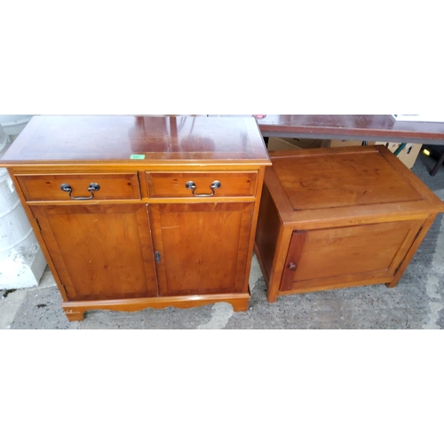 921 - A 19th century style stripped commode cabinet with hinged lid and a reproduction walnut side cabinet