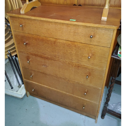 943 - A mid 20th century light oak Austinsuite chest of 5 drawers H98 x W81 x D42cm