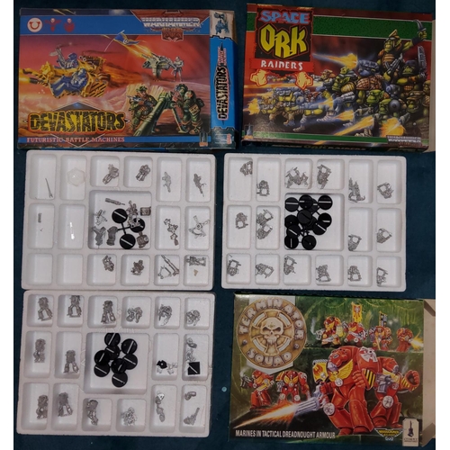 237 - Three late 1980's originally boxed Games Workshop Citadel Miniatures 'Warhammer 40,000' sets, two Ro... 