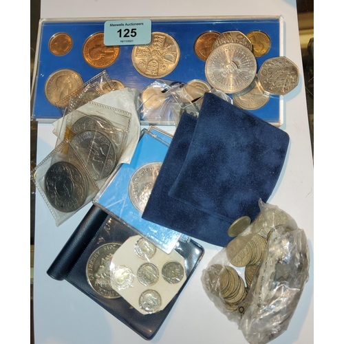125 - A cased pre-decimal UK Coins QEII and a selection of other pre-decimal and later coinage