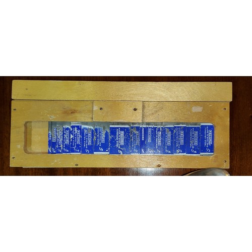 152 - A RECORD Plane No 050 in box